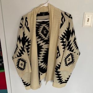 Aztec Print sweater. Size Med